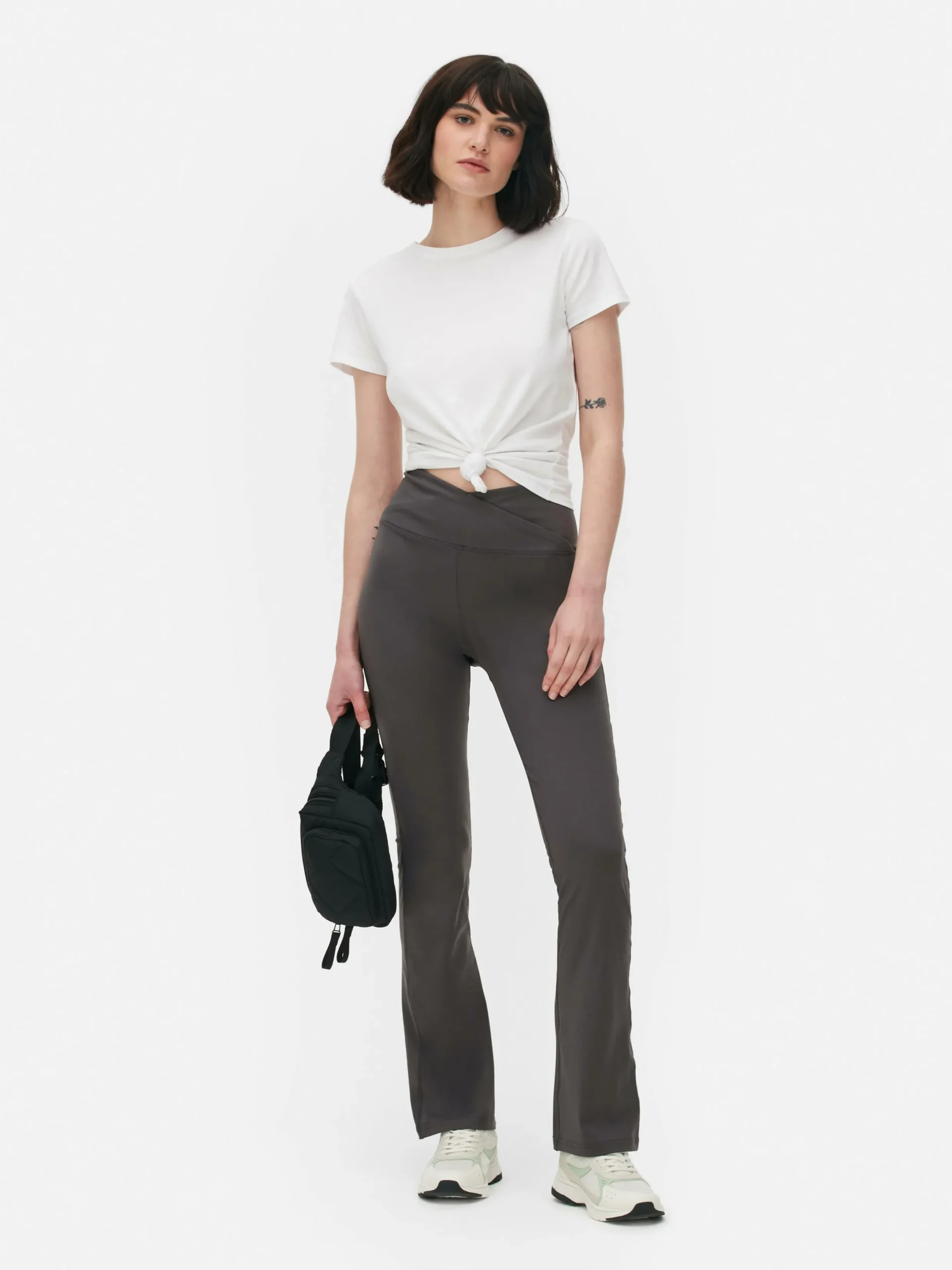 Fitnesskleidung Und Activewear|Primark Ausgestellte Yoga-Leggings Mit V-Taille Anthrazitfarben