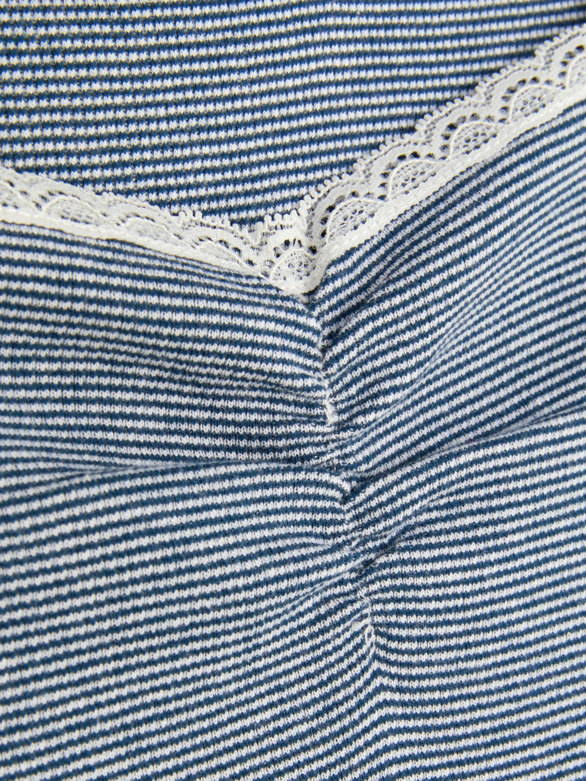 Tops Und T-Shirts|Primark Gestreiftes T-Shirt Mit Spitzenbesatz Multi