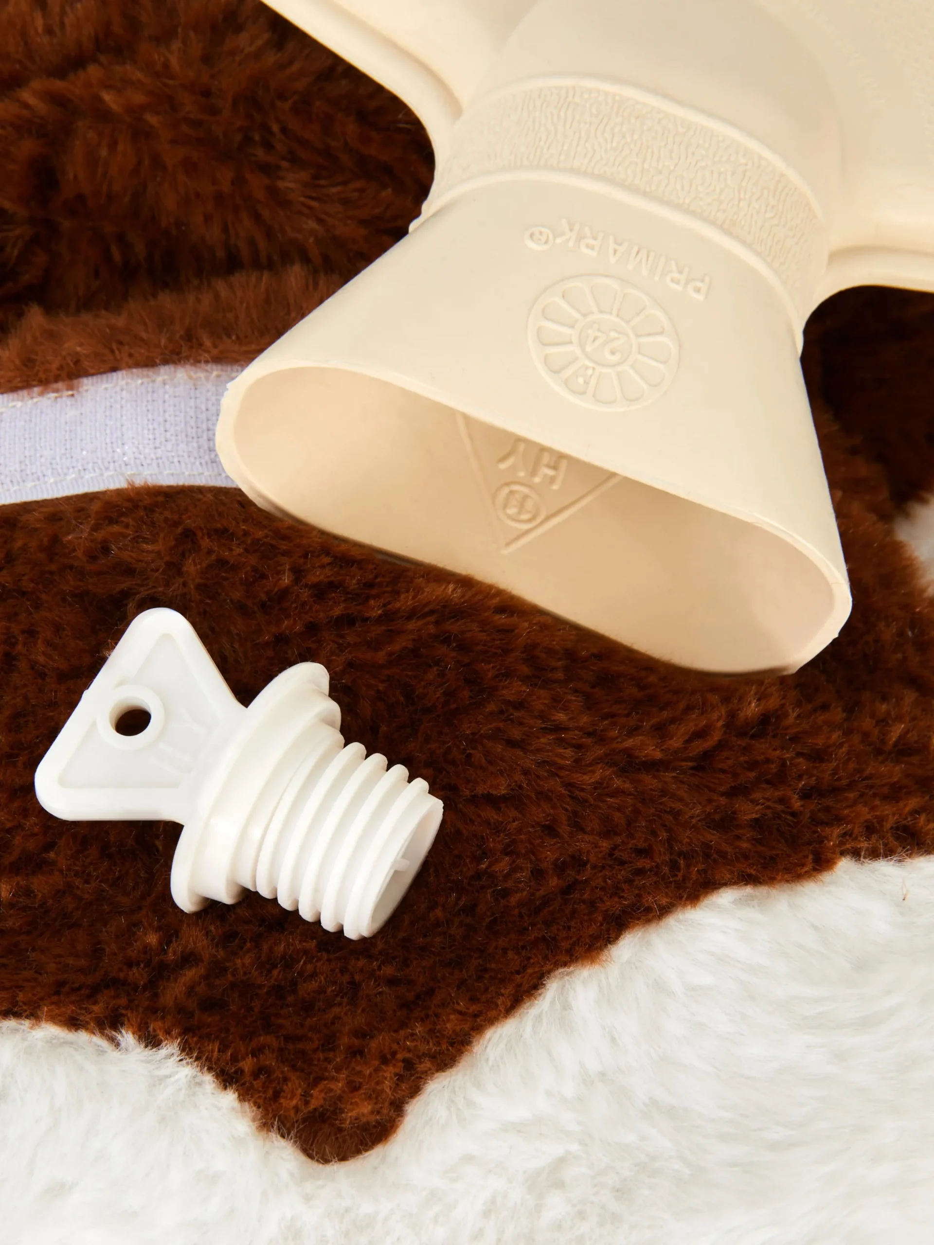 Halloween-Deko Und Süßigkeiten|Halloween Alle|Primark „Gremlins Gizmo“ Wärmflasche Braun