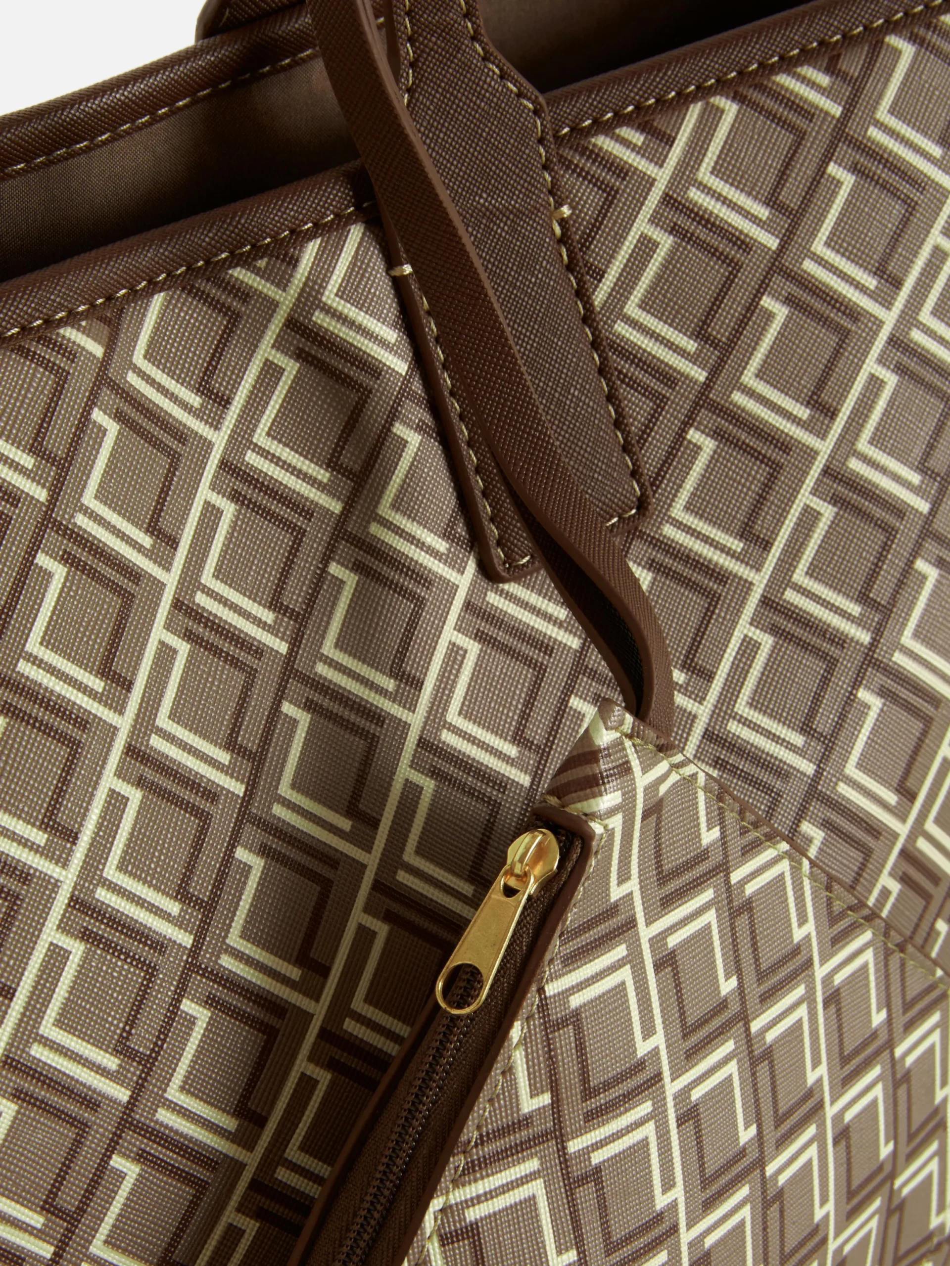 Taschen Und Portemonnaies|Primark Große Tragetasche Mit Monogramm Schokoladenbraun
