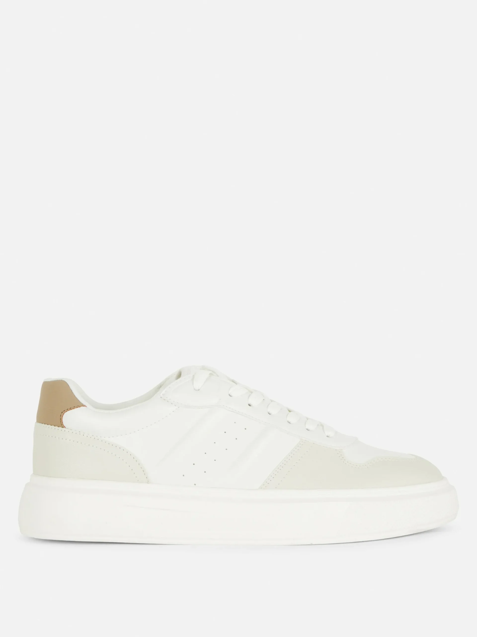 Sneakers|Primark „Kem“ Low-Top-Sneaker Mit Schnürung Weiß