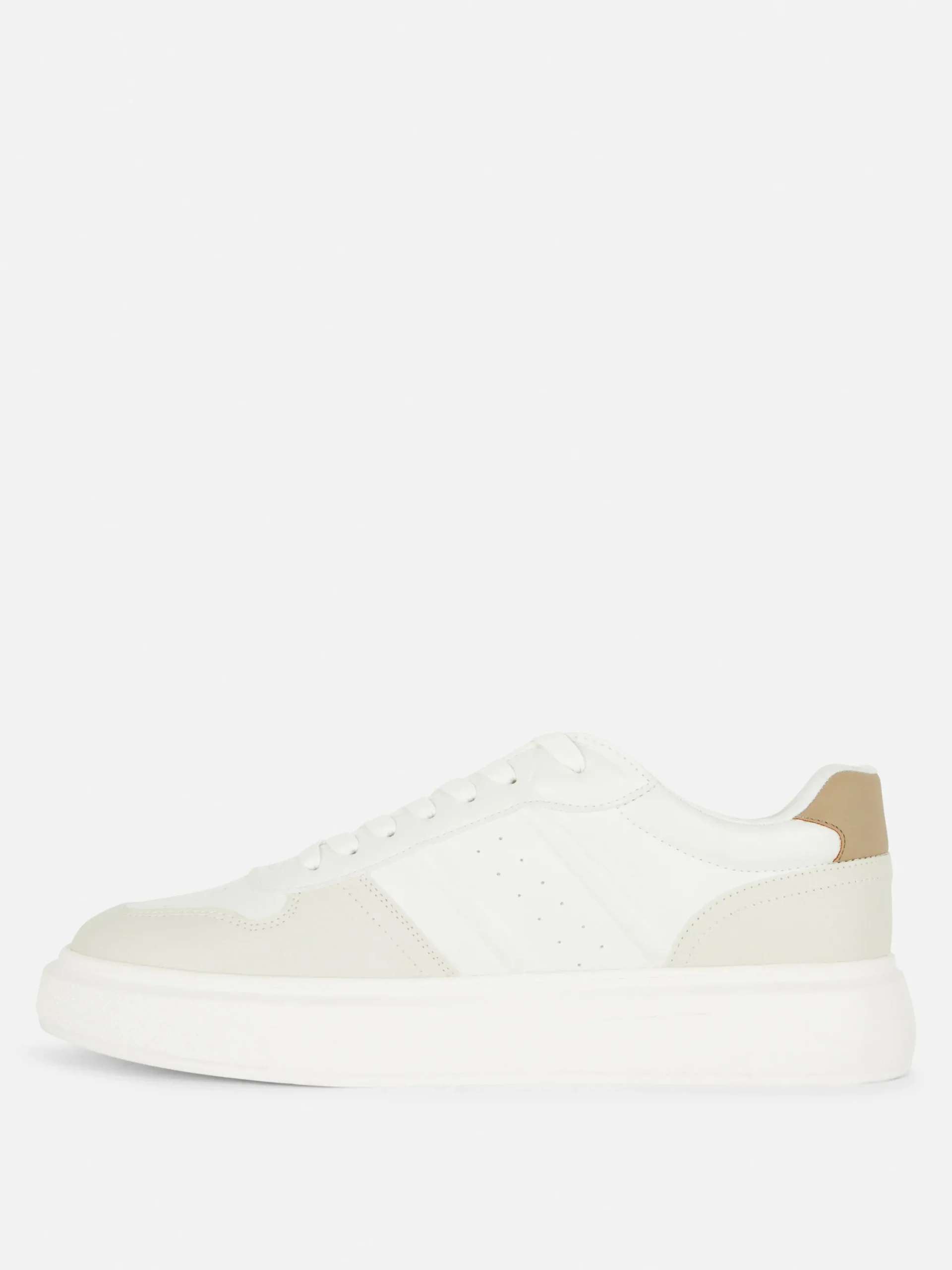 Sneakers|Primark „Kem“ Low-Top-Sneaker Mit Schnürung Weiß