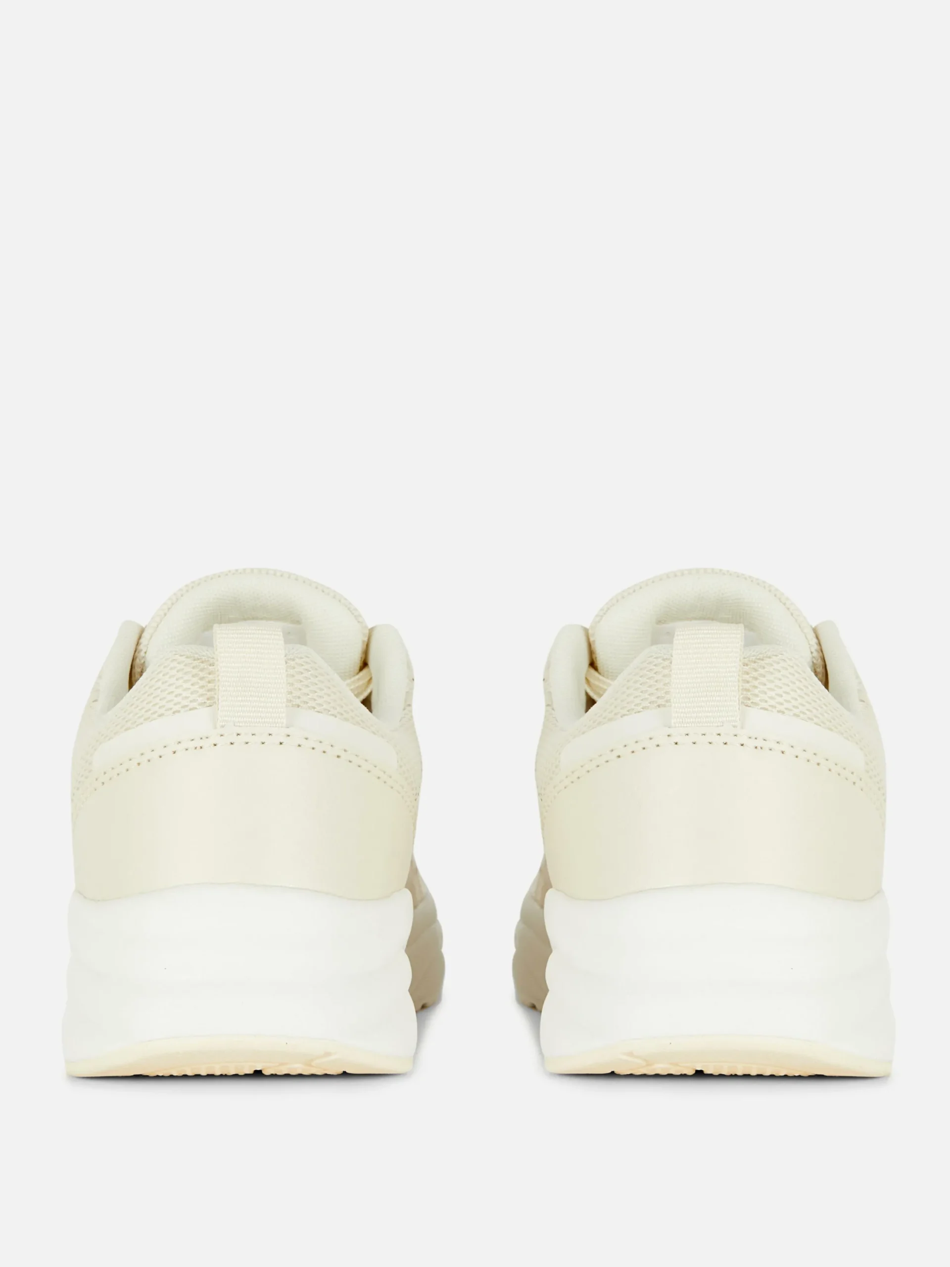 Sneakers|Primark Klobige Low-Top-Sneaker Mit Einsätzen Naturfarben
