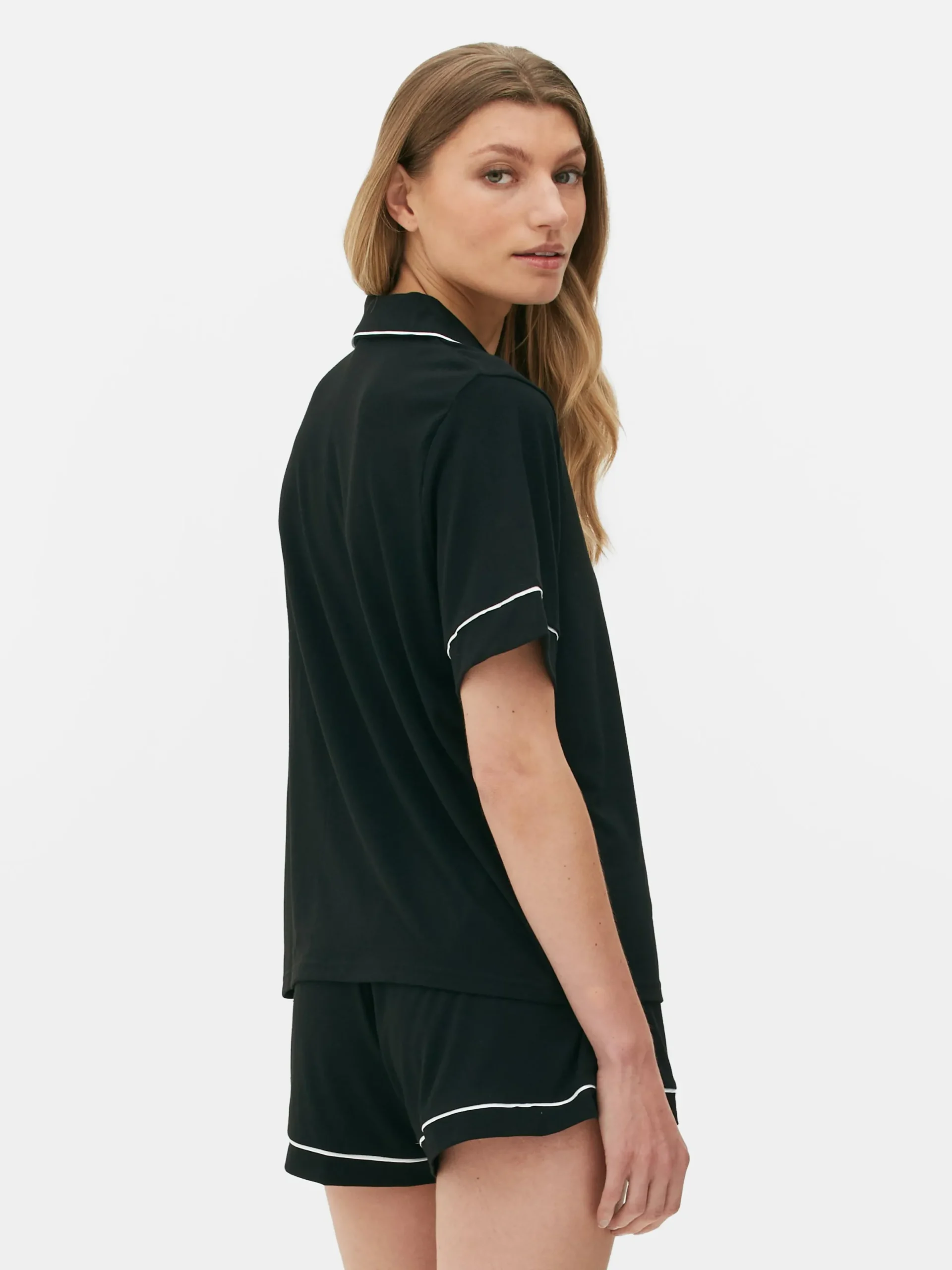 Schlafanzüge|Primark Kurzärmeliger Jersey-Schlafanzug Schwarz