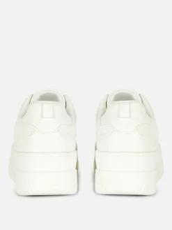 Sneakers|Primark Low-Top-Sneaker Mit Flatform-Sohle Weiß