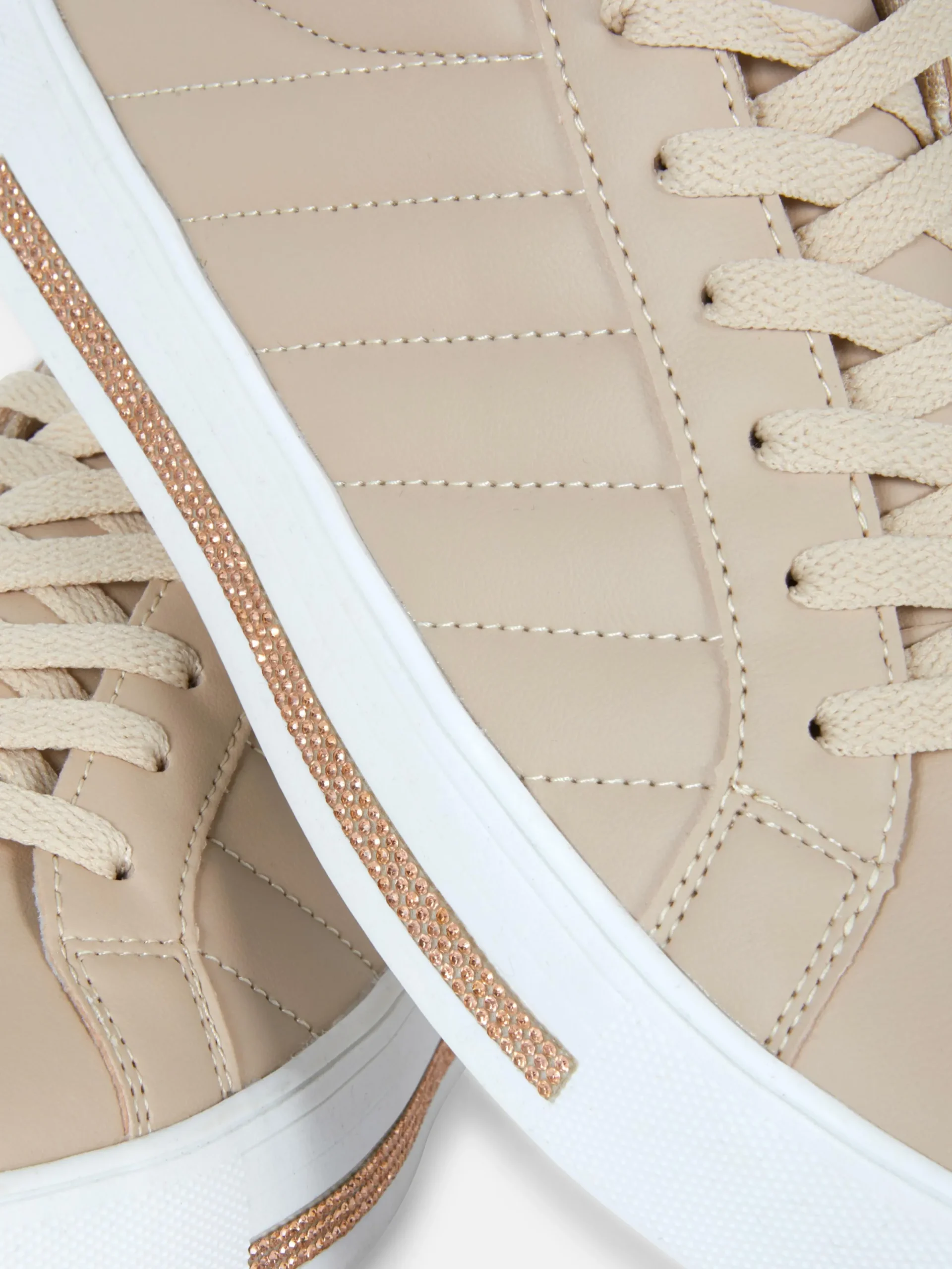 Sneakers|Primark Low-Top-Sneaker Mit Strasssteinen-Detail Beige