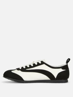 Sneakers|Primark Low-Top-Sneaker Zum Schnüren Mit Plimsoll Schwarz
