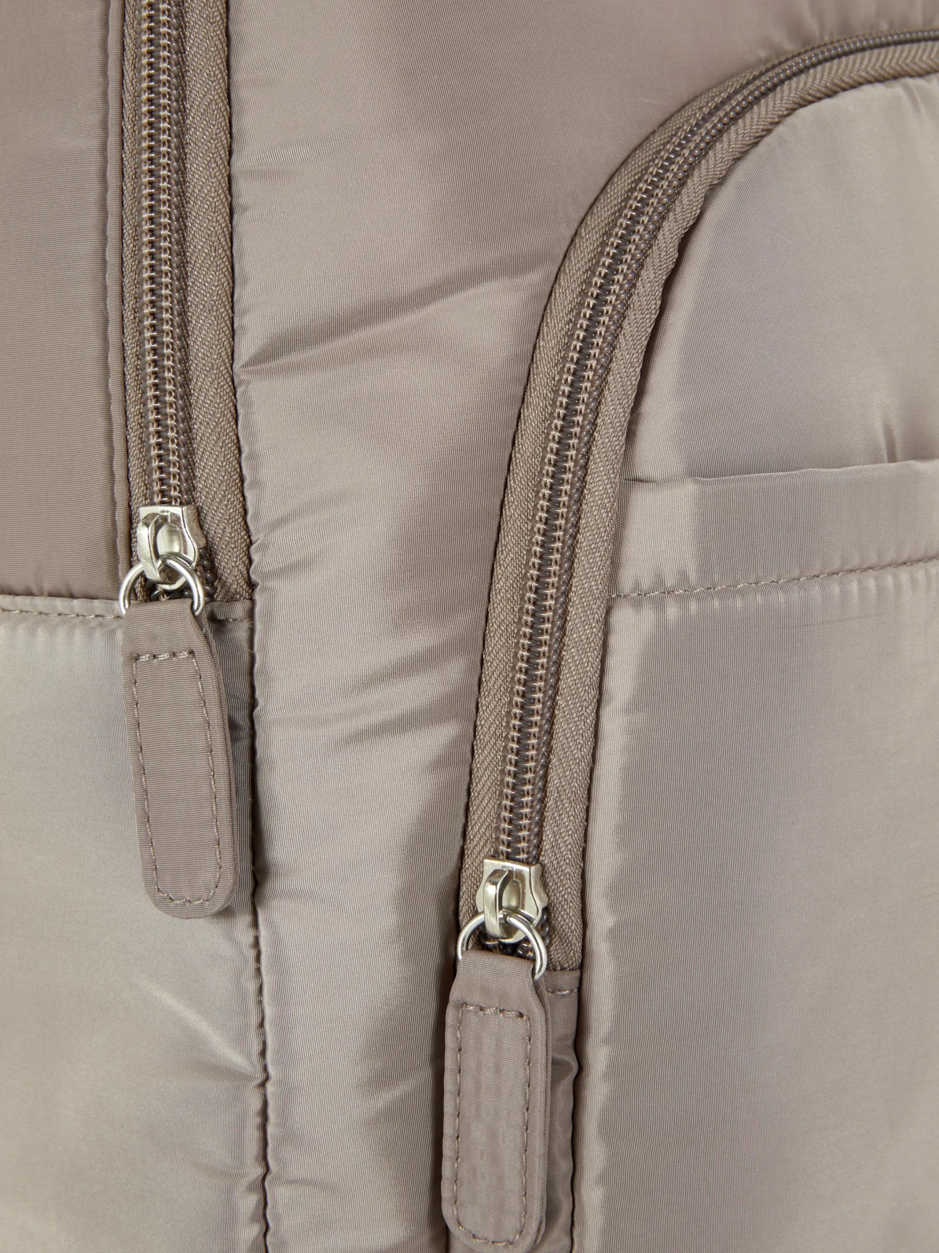 Taschen Und Portemonnaies|Primark Rucksack Mit Zwei Taschen Taupefarben
