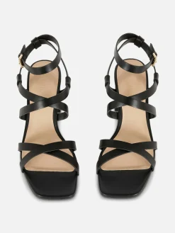 Heels|Primark Sandalen Mit überkreuzten Riemchen Und Blockabsatz Schwarz