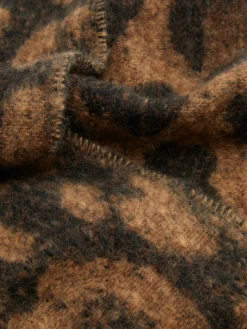 Mützen, Handschuhe Und Schals|Primark Schmaler Schal Aus Gebürstetem Stoff Mit Leomuster Braun