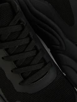 Sneakers|Primark Sneaker Mit Breiter Sohle Und Einsätzen Schwarz