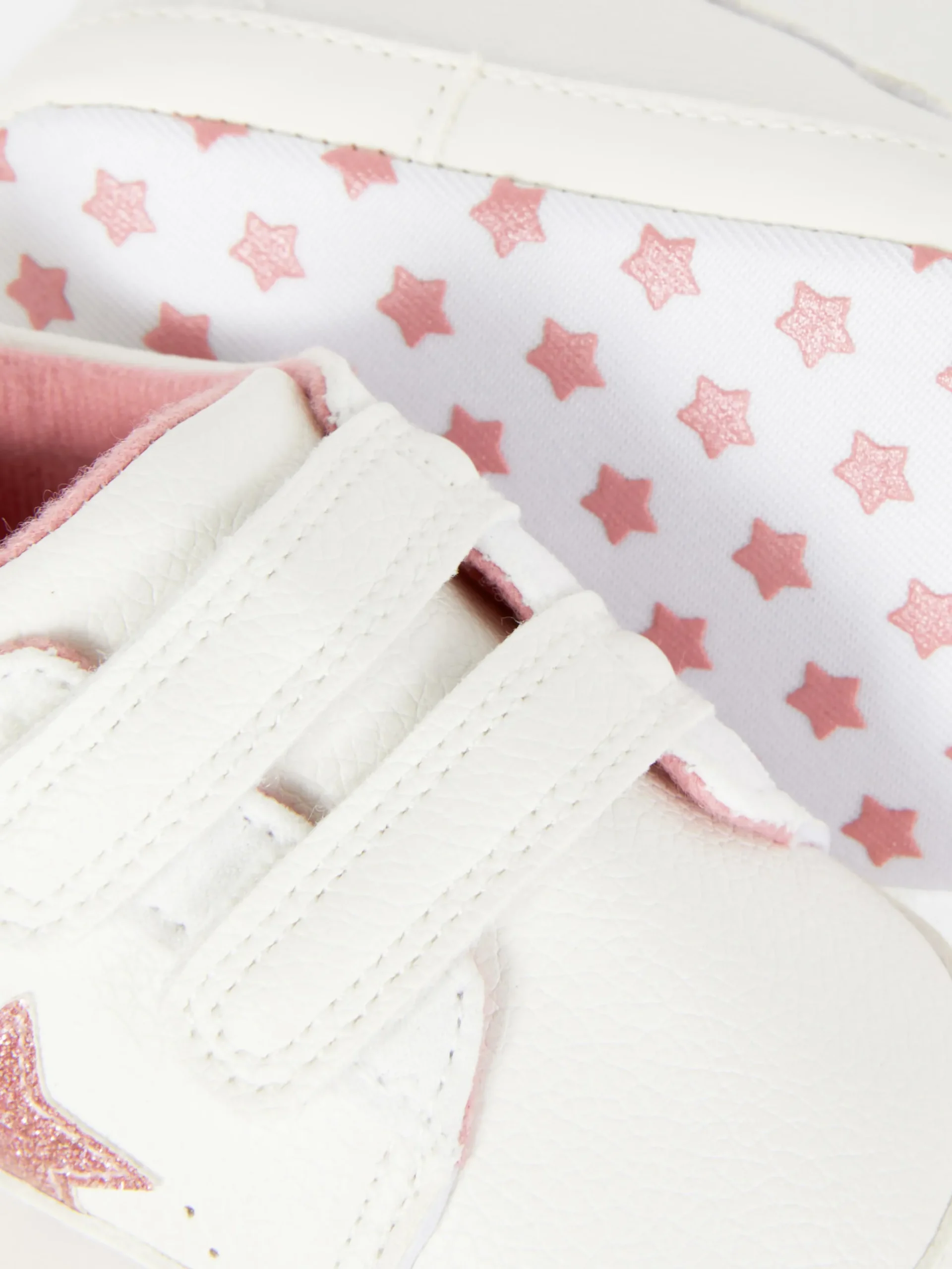Sneakers|Primark Sneaker Mit Glitzernden Sternen Rosa