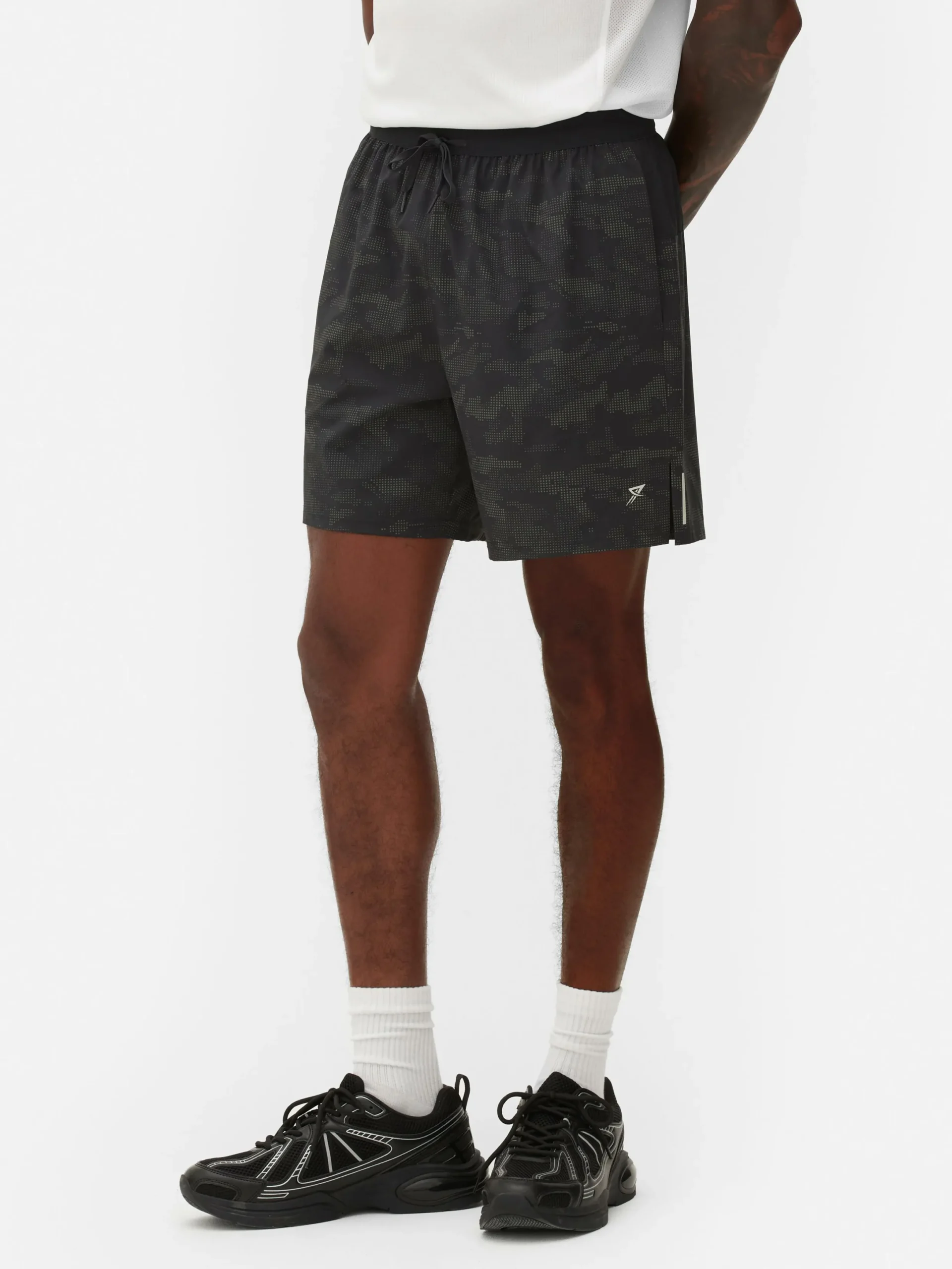 Shorts|Sportbekleidung|Primark Sportshorts Mit Reflektierendem Muster Anthrazitfarben