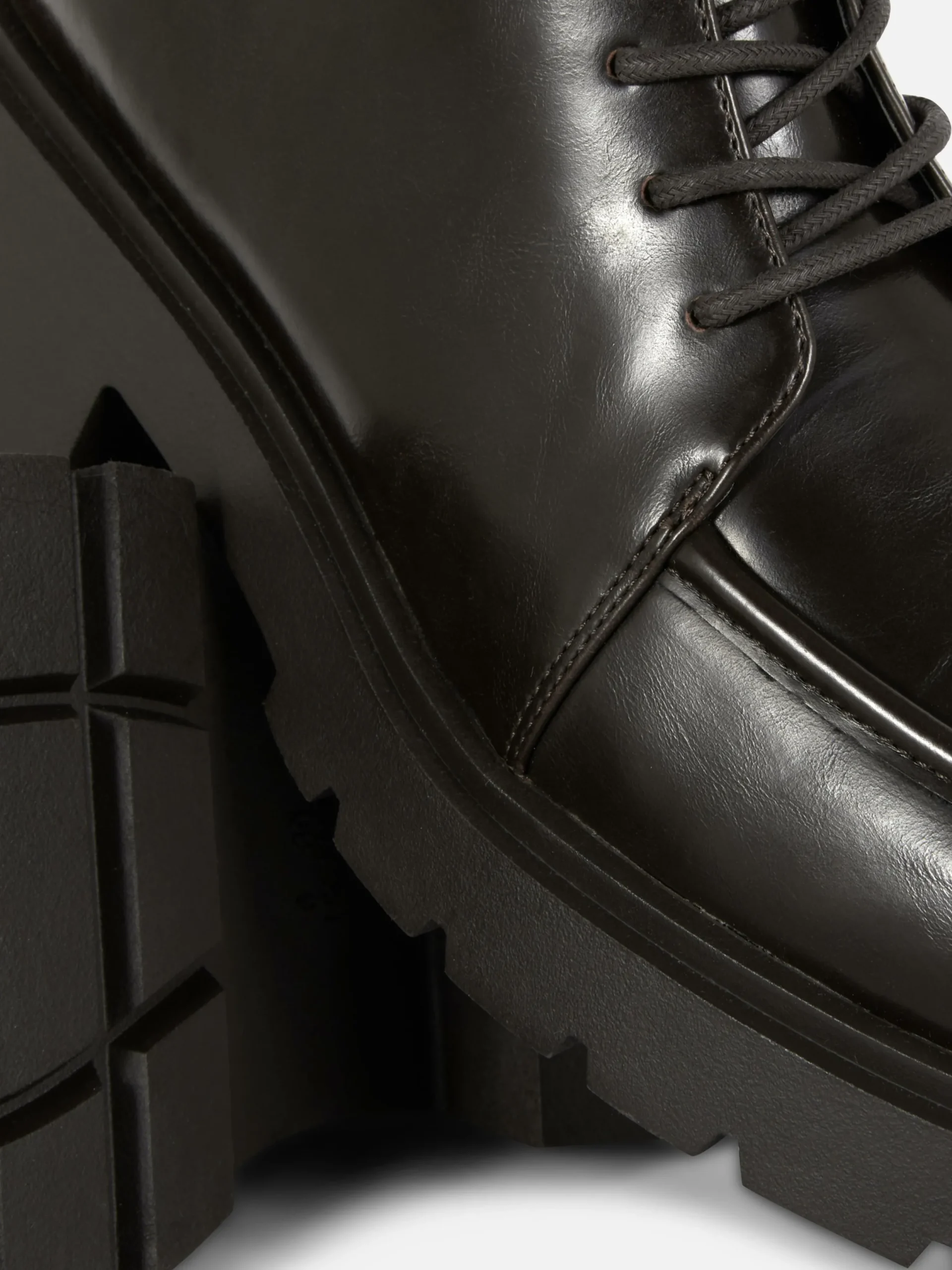 Stiefel|Primark Stiefeletten Mit Apron Toe Und Schnürung Schokoladenbraun