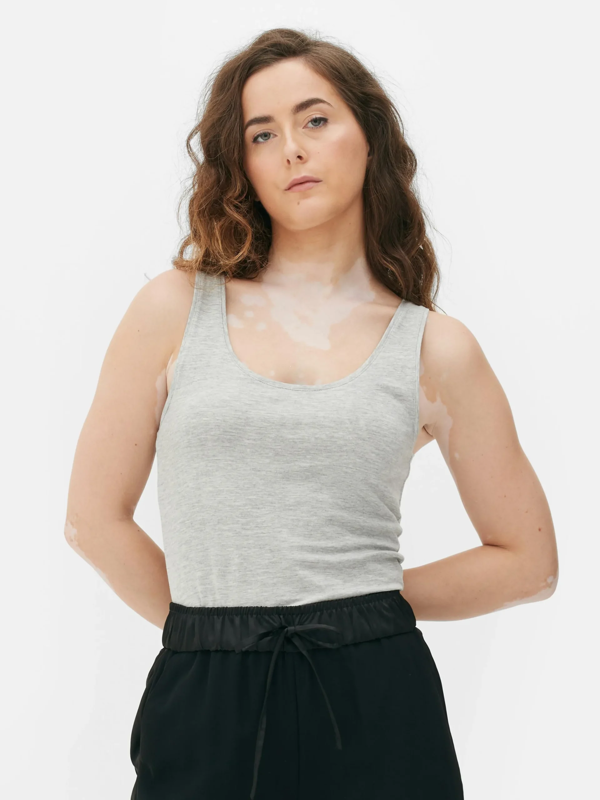 Tops Und T-Shirts|Primark Stretch-Tanktop Mit U-Ausschnitt Grau meliert