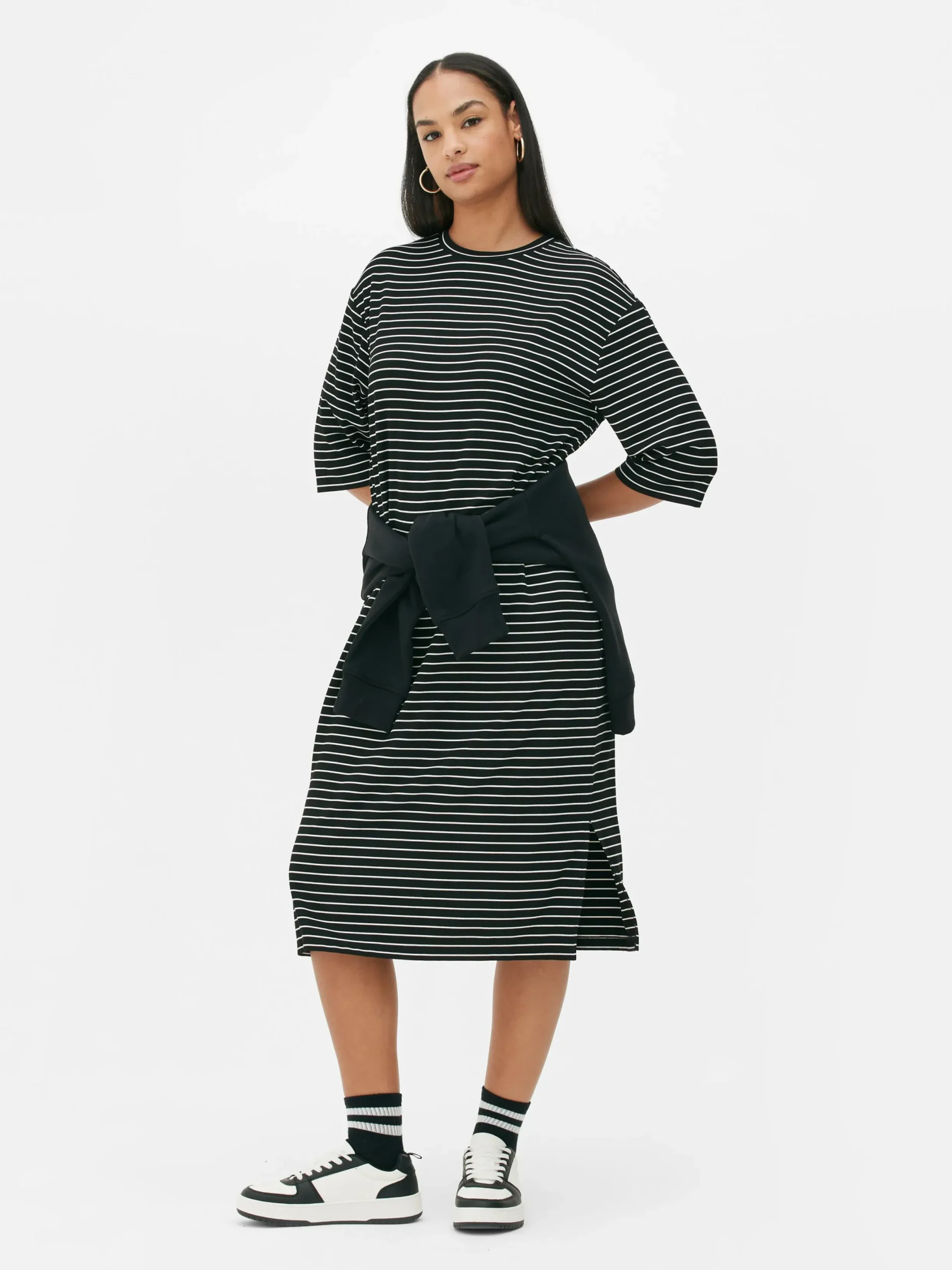 Kleider|Primark „The Edit“ T-Shirt-Midikleid Schwarz/Weiß