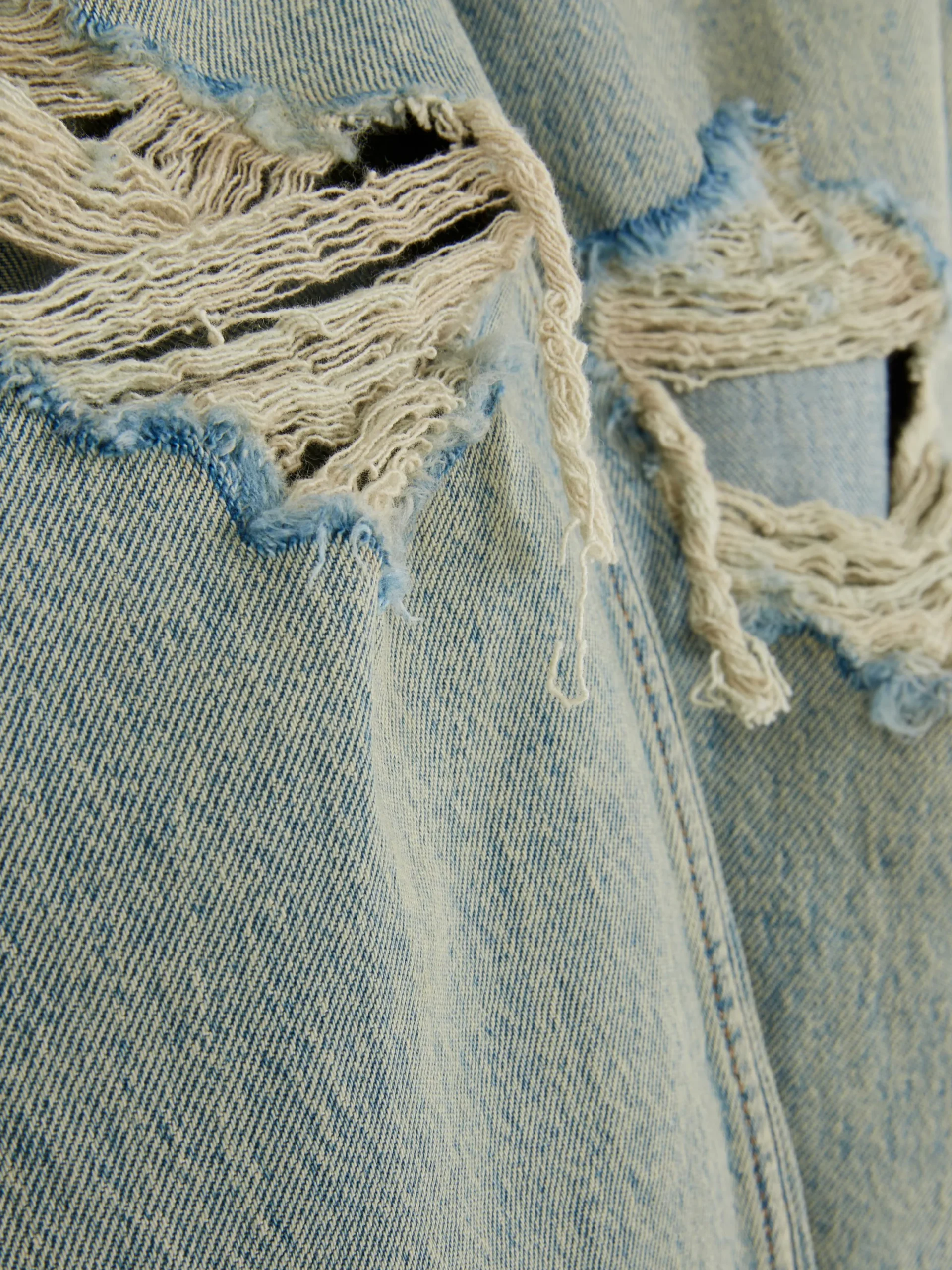 Denim|Jeans|Primark Zerrissene Mom-Jeans Aus Denim Hellblau